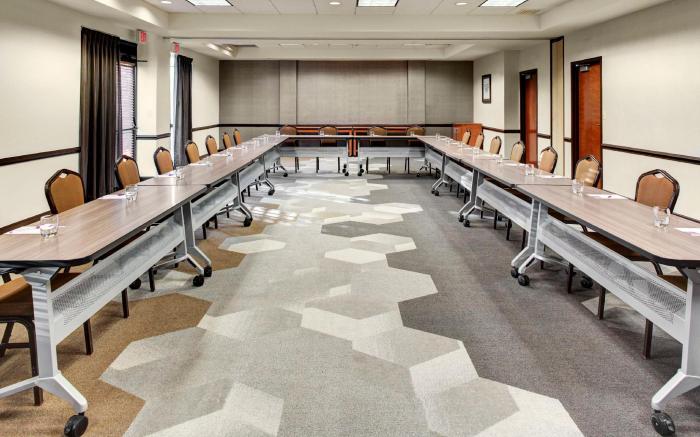 Hyatt Place Lakeland Center