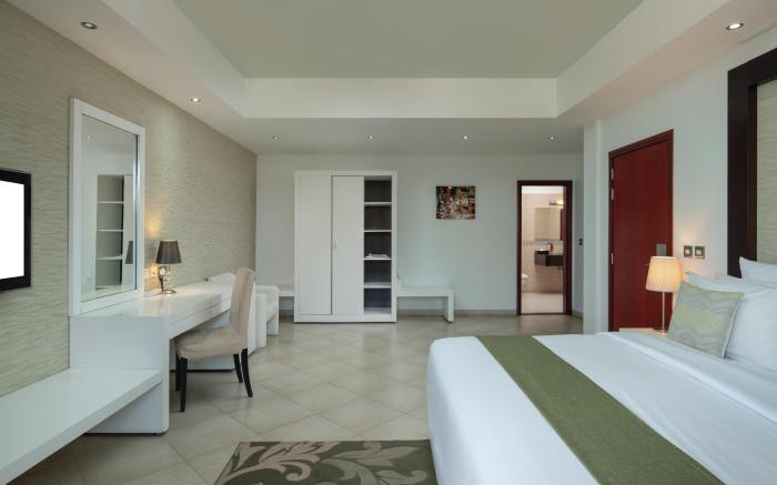 Peninsula Hotel Dar Es Salaam