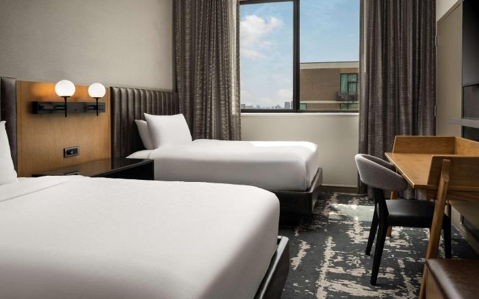 The Highland Dallas, Curio Collection by Hilton