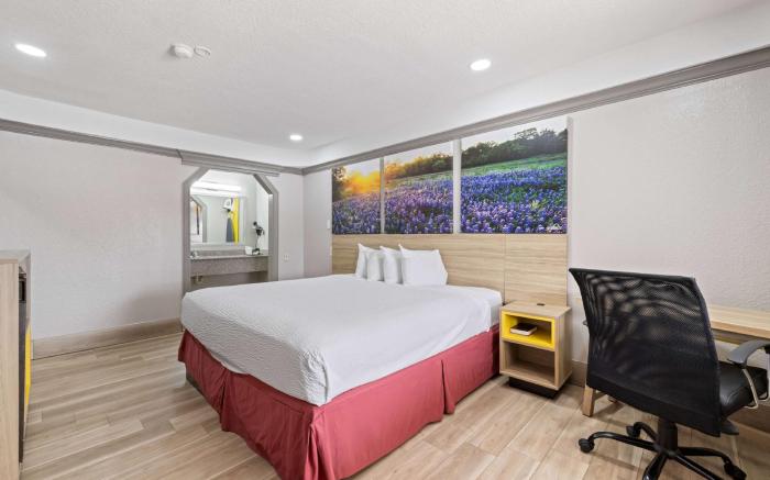 Days Inn by Wyndham Kenedy/Karnes City