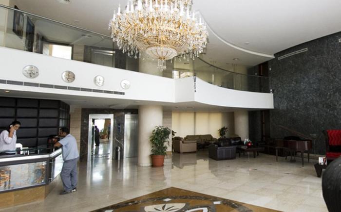 Hollywood Inn Hotel