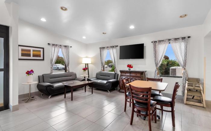 Travelodge by Wyndham Winchester