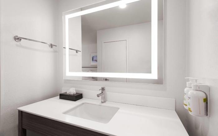 Ramada by Wyndham York Harrisburg Hershey