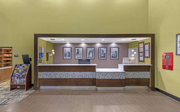 Best Western Plus McDonough Inn & Suites