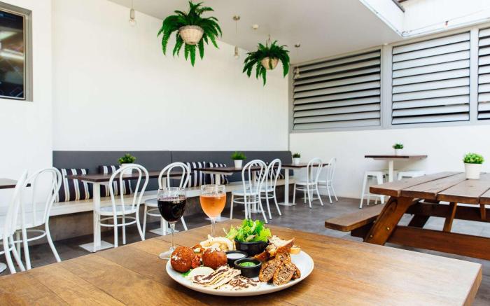 Coniston Hotel Wollongong