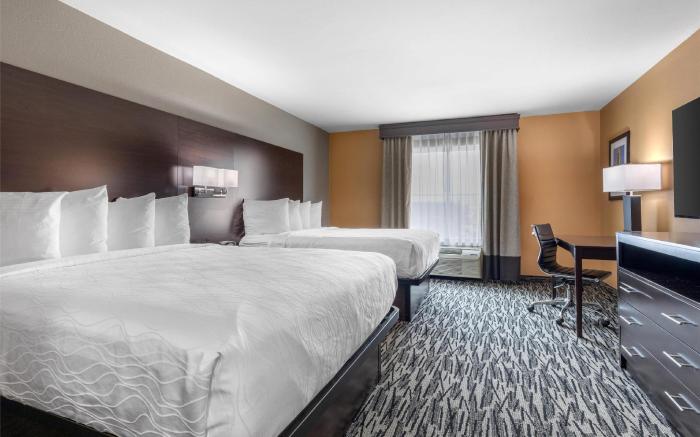 Best Western Plus Denton Inn & Suites
