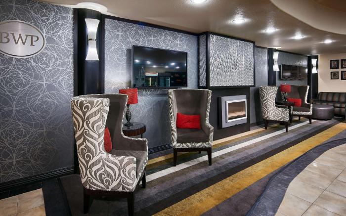 Best Western Premier Crown Chase Inn and Suites