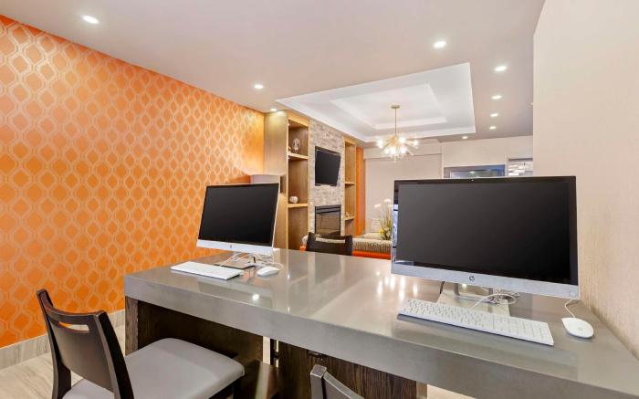 Best Western Plus Executive Inn