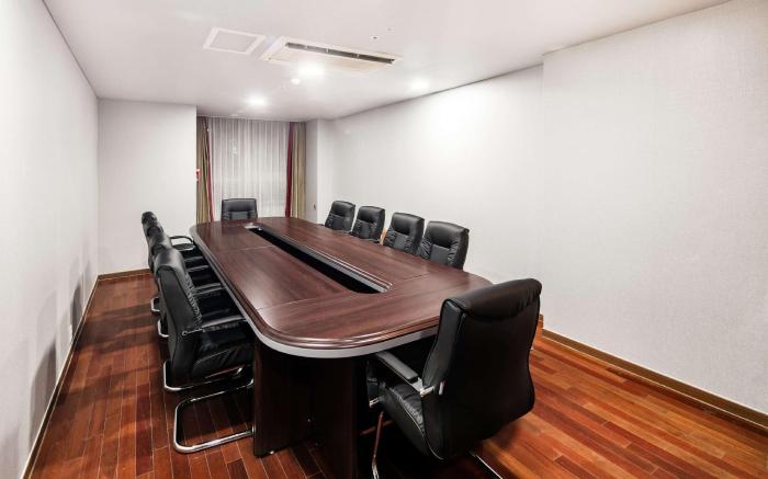 Ramada Hotel and Suites Namdaemun