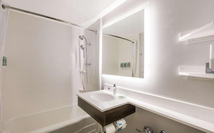 Best Western Sea Island Inn