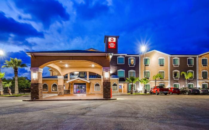 Best Western  Plus Heritage Inn
