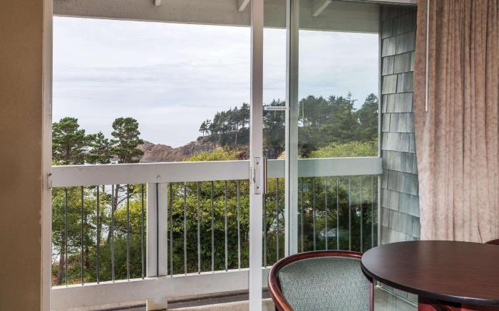 Travelodge by Wyndham Depoe Bay