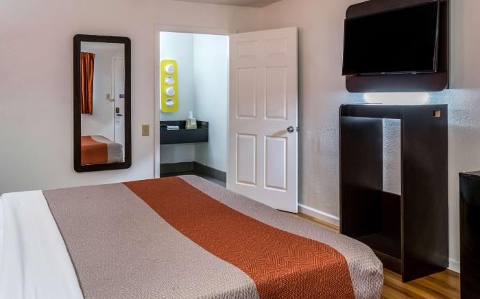 Motel 6 Florence, KY - Cincinnati Airport