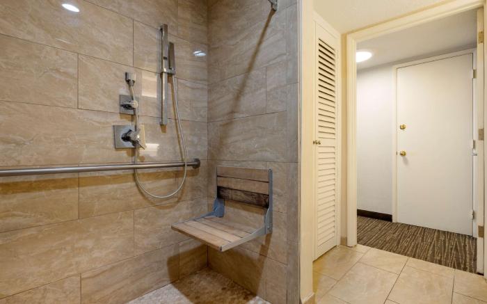 Best Western Plus Carriage Inn