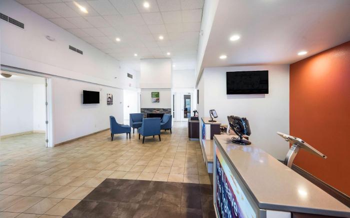 Studio 6  Irving, TX - Irving DFW Airport East