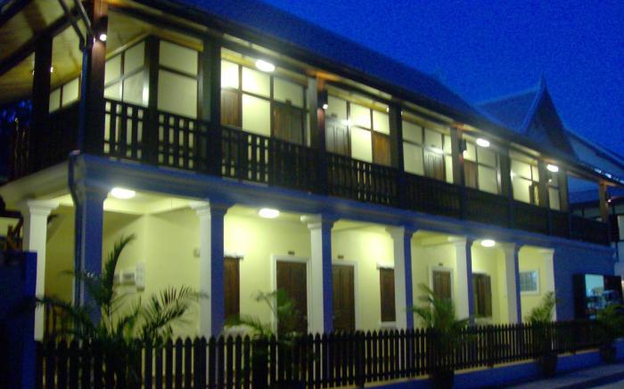 Villa Somphong