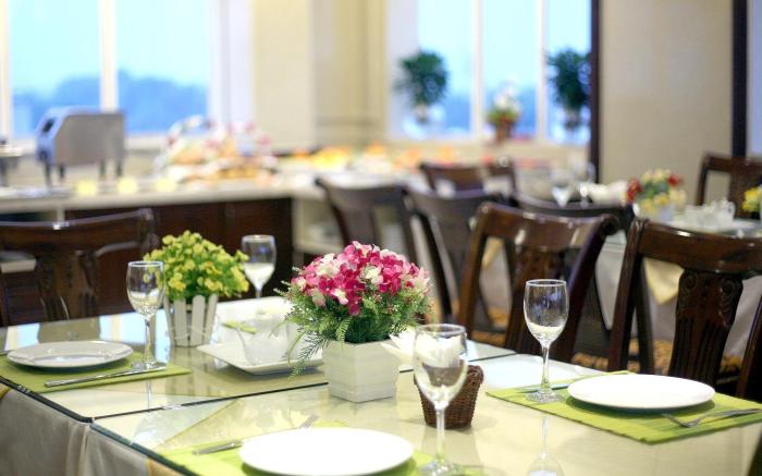 Hanoi Emotion Hotel