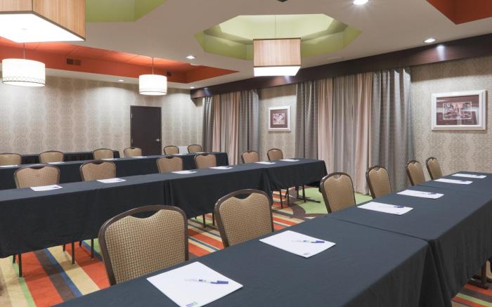 Holiday Inn Express Fulton By IHG