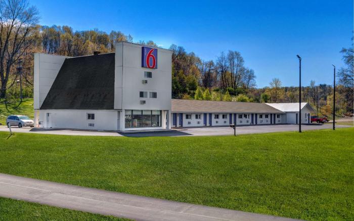 Motel 6 Bellville, OH - Mid-Ohio