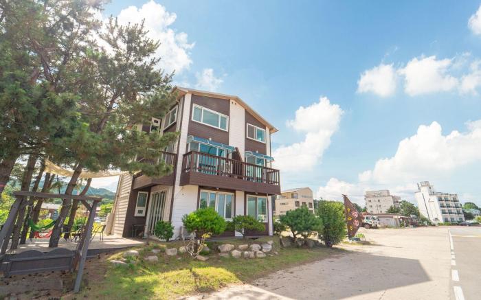 Goseong Omaju Pension