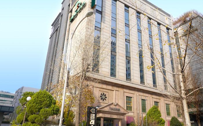 Karak Tourist Hotel