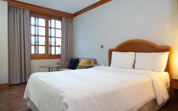 Karak Tourist Hotel
