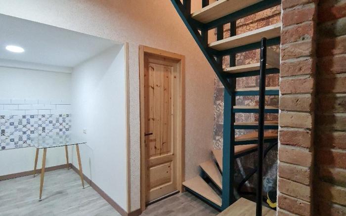 ApartTen 2BR Apt