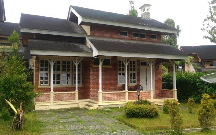 Villa Kota Bunga Anyelir