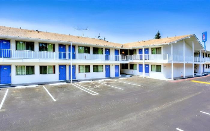 Motel 6 Tigard, OR - Portland South - Lake Oswego