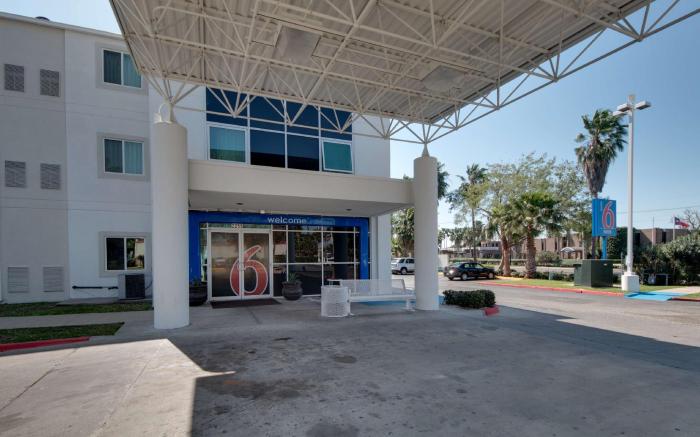 Motel 6 Brownsville, TX
