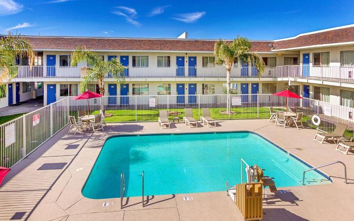Motel 6 Phoenix, AZ - North Bell Road