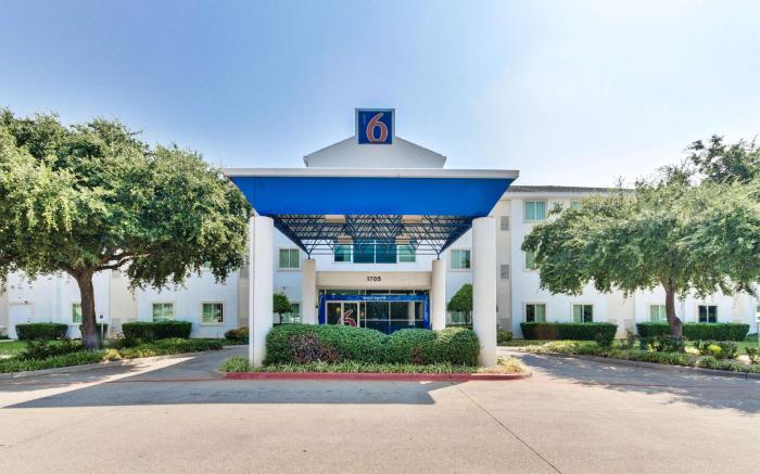 Motel 6 Lewisville, TX - Dallas
