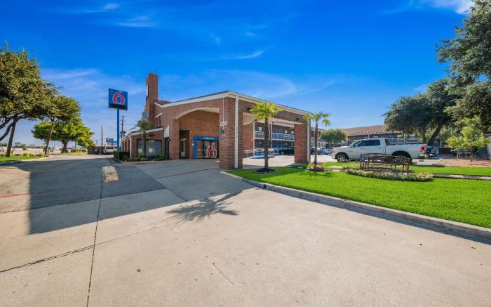 Motel 6 Plano, TX - Plano Northeast