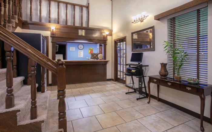 Super 8 By Wyndham City Of Moore