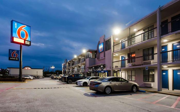 Motel 6 Houston, TX - Medical Center/NRG Stadium