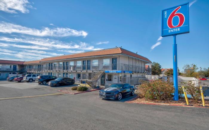 Motel 6 Albuquerque, NM - Carlisle