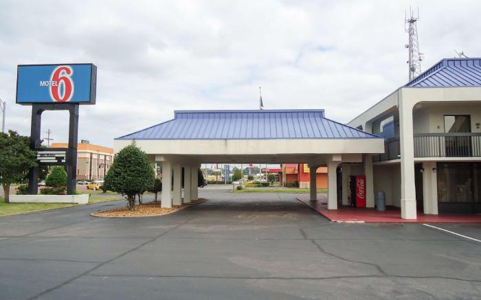 Motel 6 Memphis, TN - East