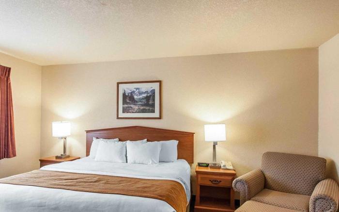 Comfort Inn & Suites Tualatin - Lake Oswego South