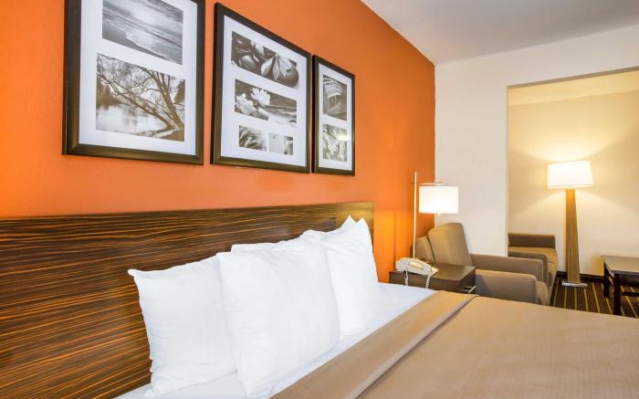 Sleep Inn & Suites
