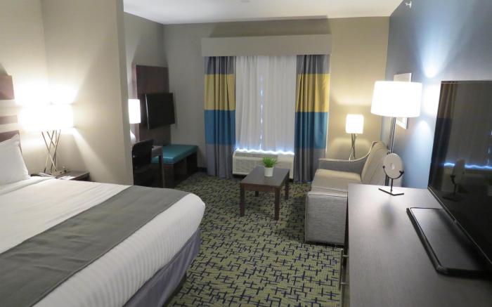 Spark by Hilton Erie