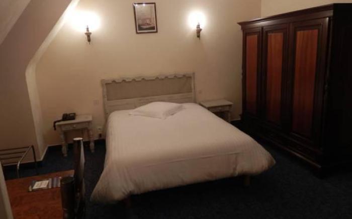 Logis Hotel De La Corniche