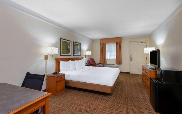 La Quinta East Deerfield Beach - Boca Raton