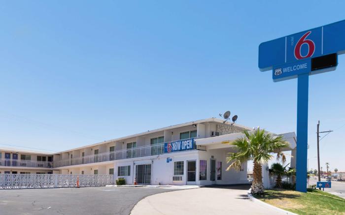 Motel 6 Barstow, CA - Route 66
