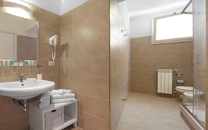 Oriana Homel Rome