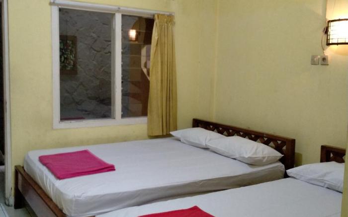 Prayogo Lama Guest House