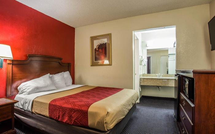 Econo Lodge Fort Jackson
