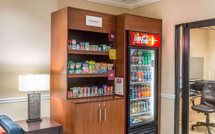 Comfort Suites Savannah North
