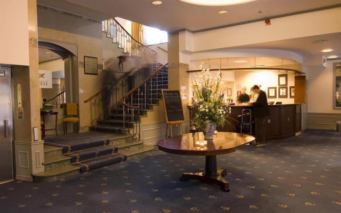 First Hotel Statt