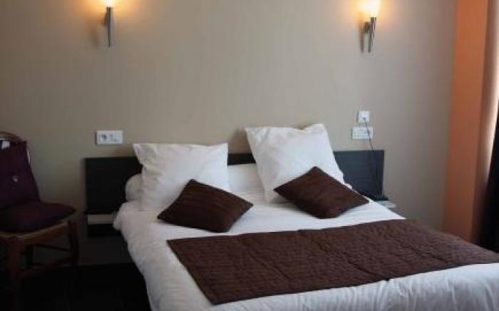 Un Hotel sur le Port