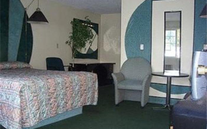 Columbus Motor Inn